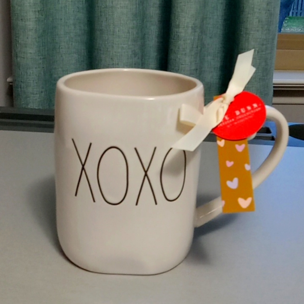 Rae Dunn Valentines Day Mug New XXOO